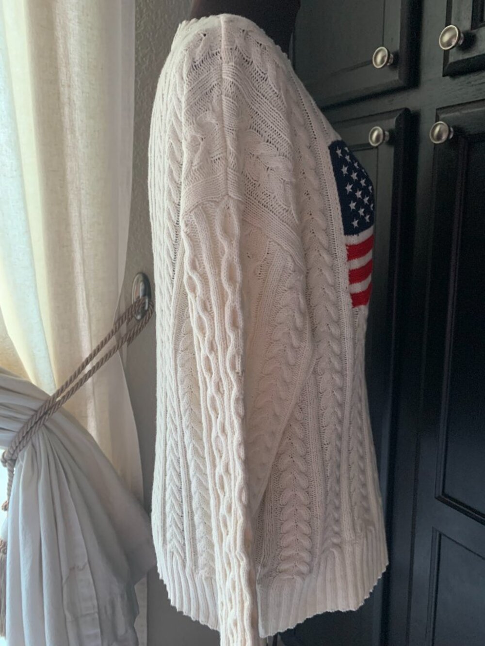 NWT USA Flag Sweater Size Cream Small - Picture 3 of 9